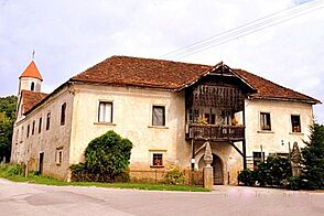 Уникальный старинный дворец в 30 км от Загреба.